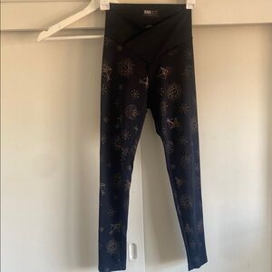 Beach Riot Black Starry Leggings